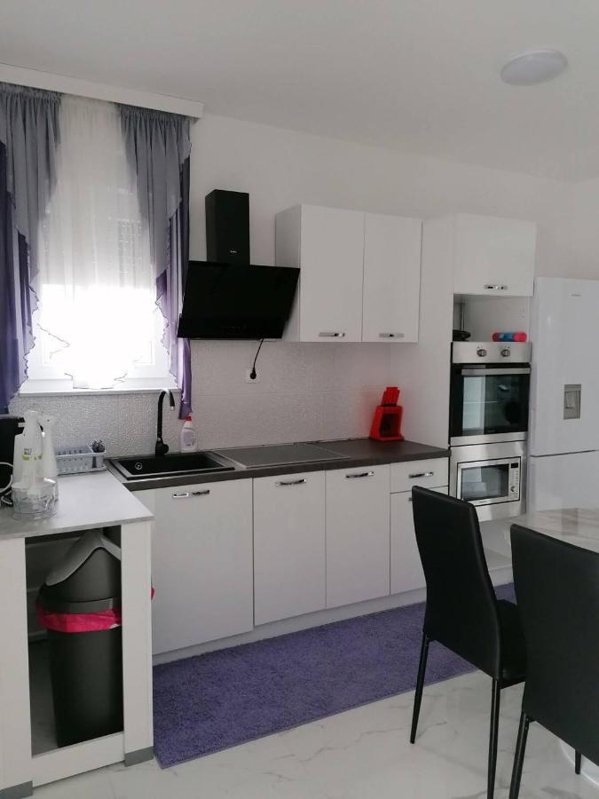 Vila Slavica Vir Ngoại thất bức ảnh
