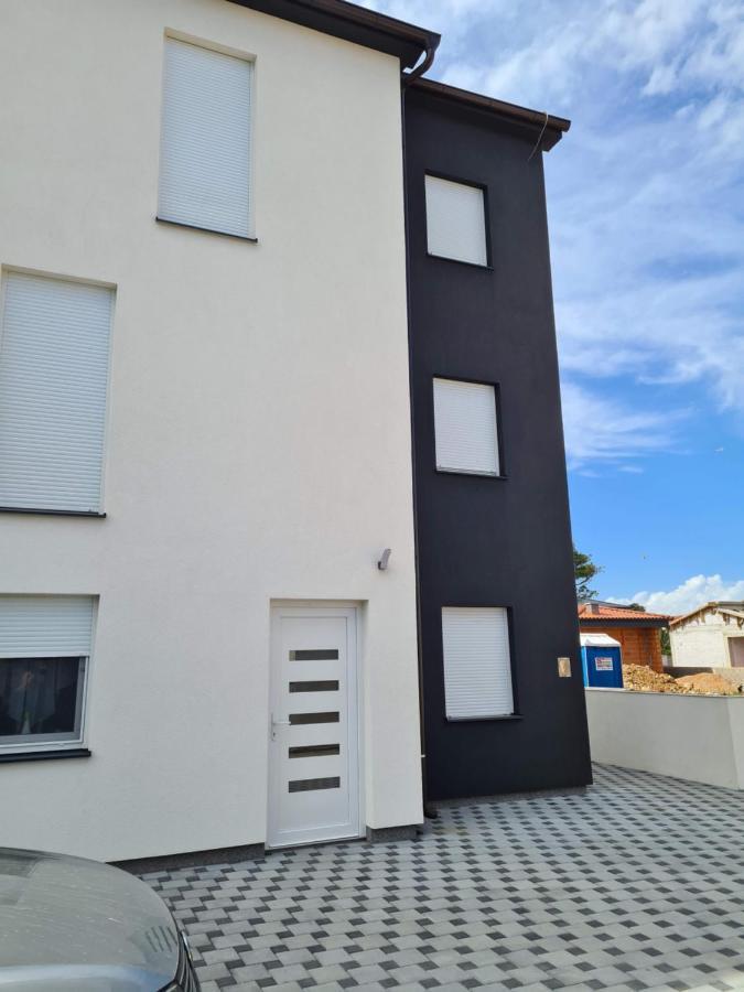 Vila Slavica Vir Ngoại thất bức ảnh