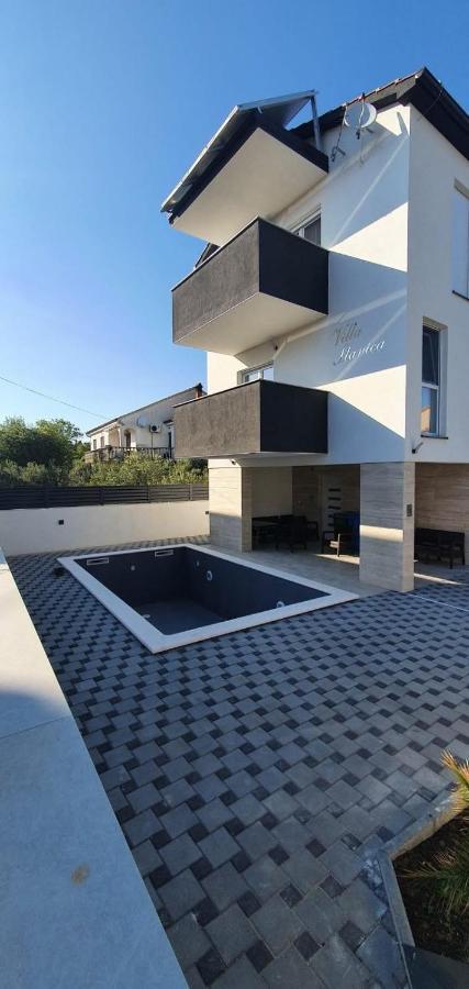 Vila Slavica Vir Ngoại thất bức ảnh