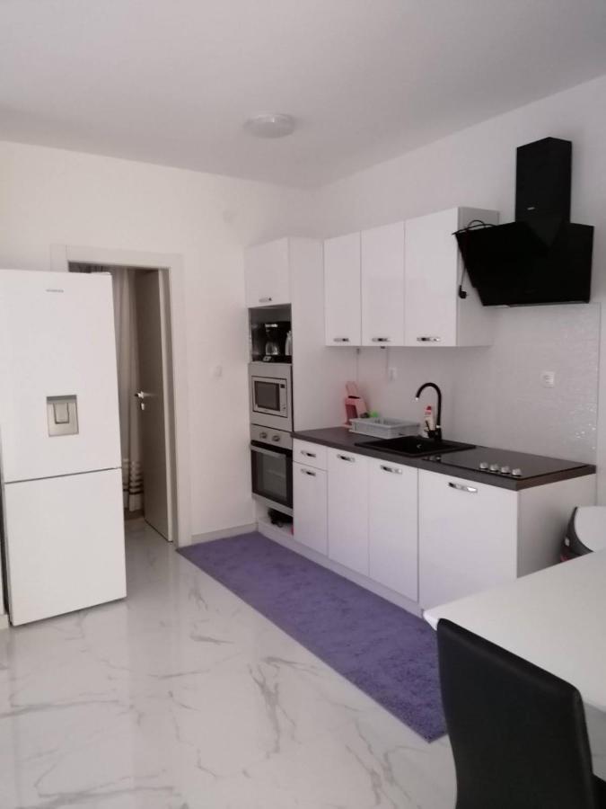 Vila Slavica Vir Ngoại thất bức ảnh
