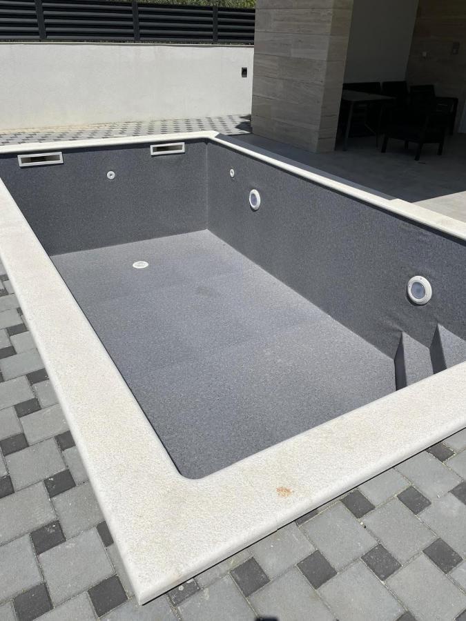 Vila Slavica Vir Ngoại thất bức ảnh